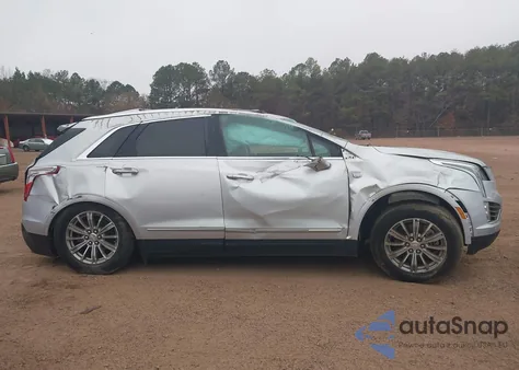 2017 Cadillac Xt5 Luxury z USA, uszkodzony, nr VIN 1GYKNBRS5HZ217040